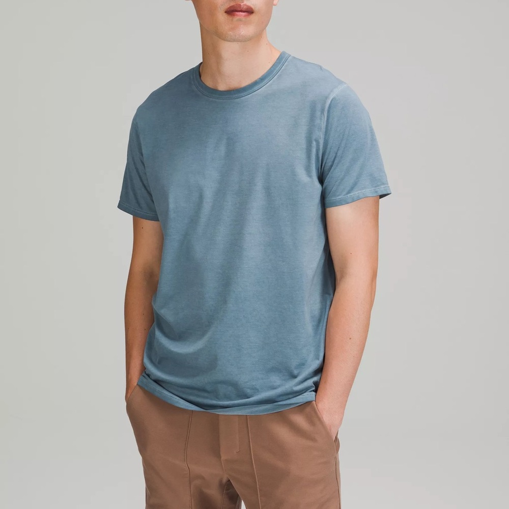 Lululemon The Fundamental T-Shirt - size M